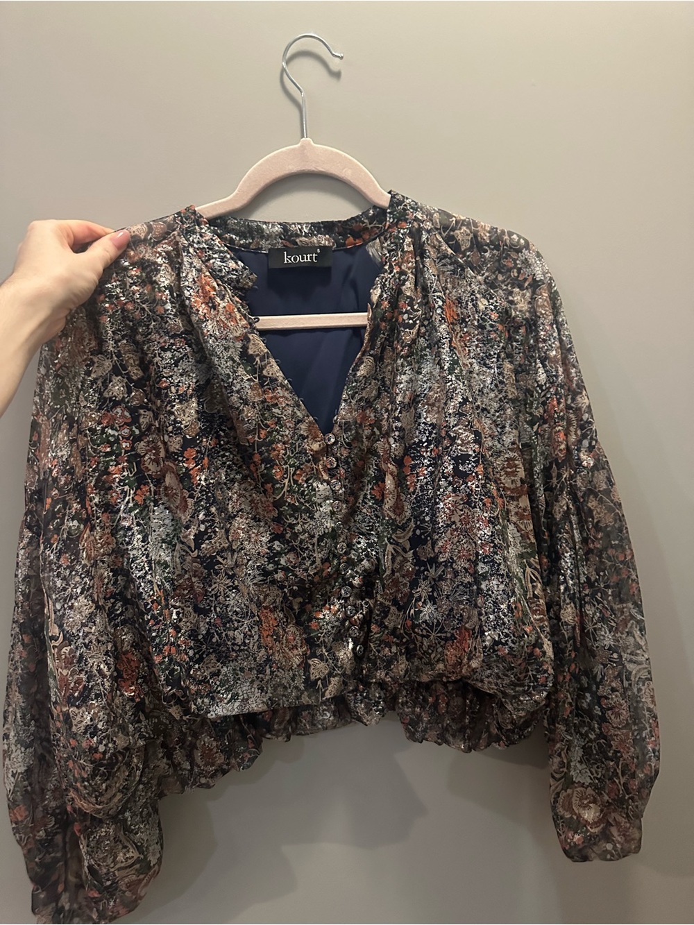 Kourt Multicolor Floral V-Neck Long Sleeve Blouse